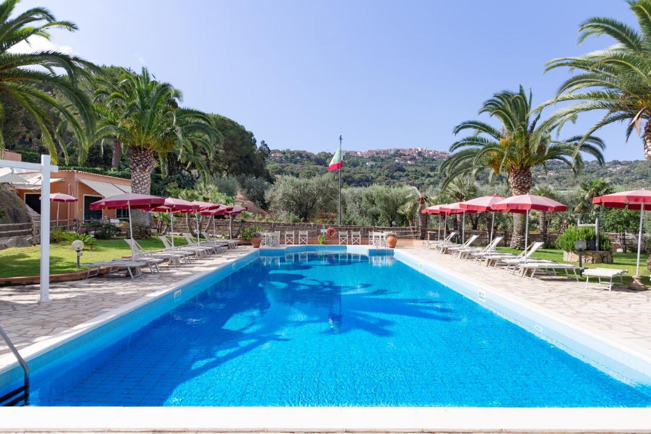 קאפוליברי Country Hotel Residence Da Pilade מראה חיצוני תמונה