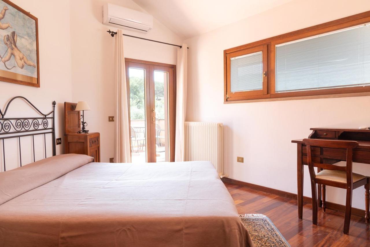 קאפוליברי Country Hotel Residence Da Pilade מראה חיצוני תמונה