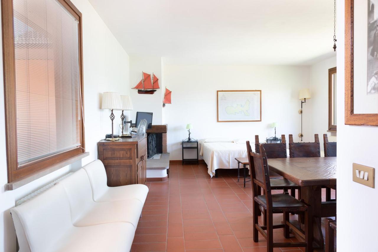 קאפוליברי Country Hotel Residence Da Pilade מראה חיצוני תמונה