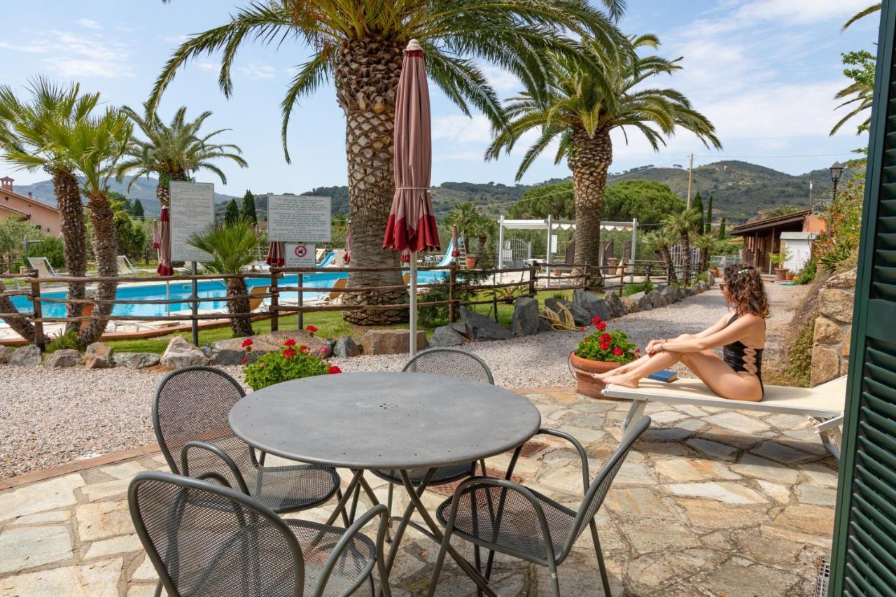קאפוליברי Country Hotel Residence Da Pilade מראה חיצוני תמונה