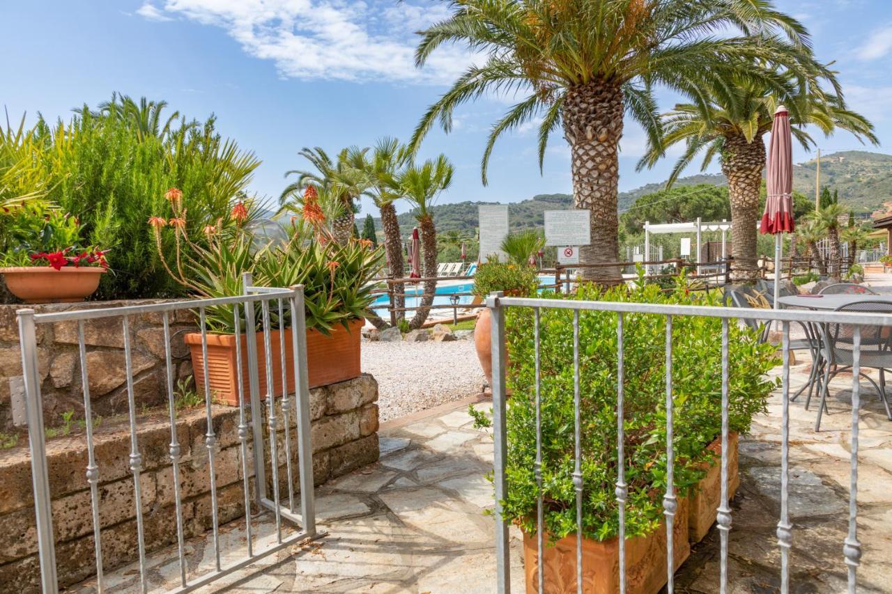 קאפוליברי Country Hotel Residence Da Pilade מראה חיצוני תמונה